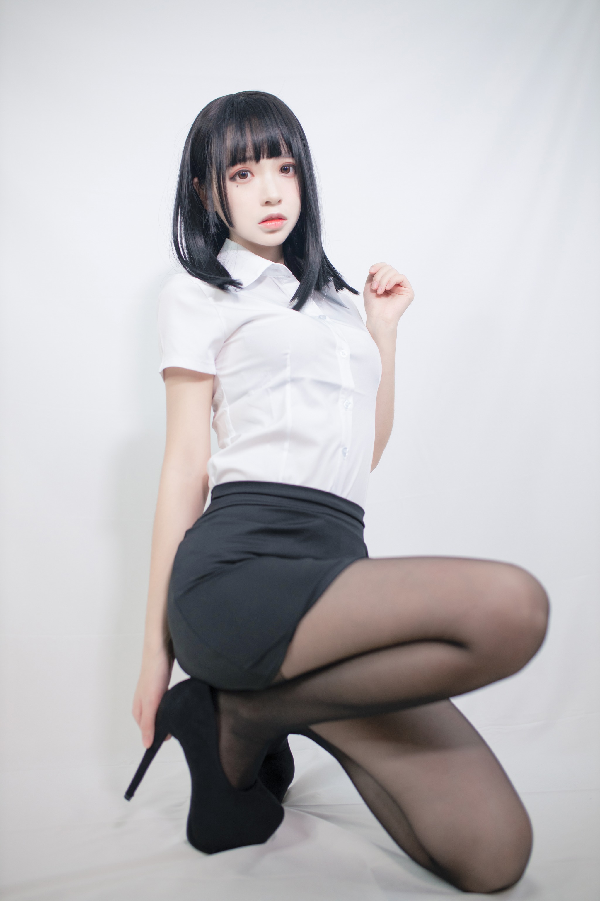 图片[1]-疯猫ss – NO.059 ol定制 [40P]-XikXak